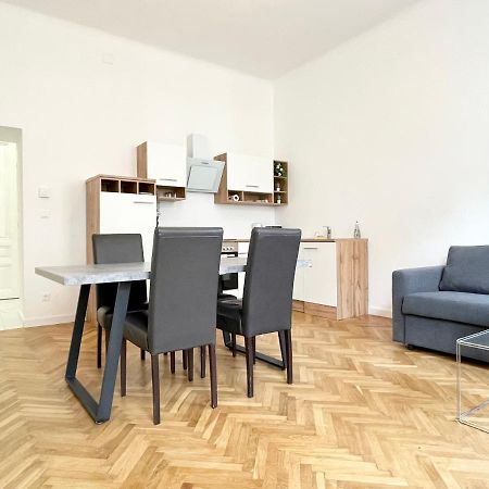 Premium Residence At Famous Vienna Kutschkermarkt Dış mekan fotoğraf