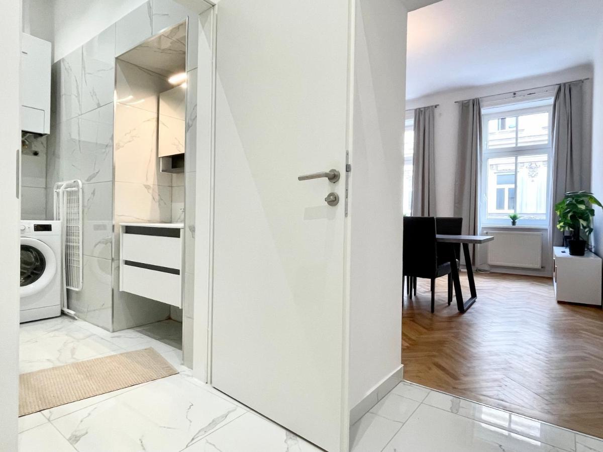 Premium Residence At Famous Vienna Kutschkermarkt Dış mekan fotoğraf